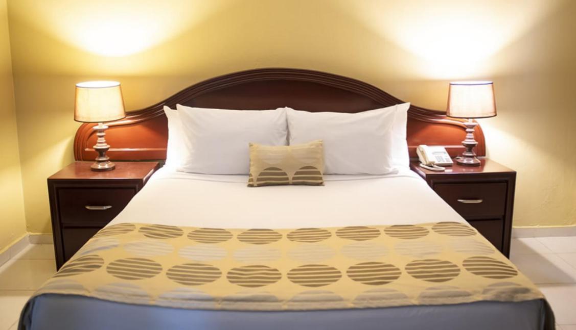 Hotel Real Bella Vista Санто Доминго Екстериор снимка