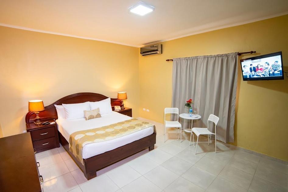 Hotel Real Bella Vista Санто Доминго Екстериор снимка